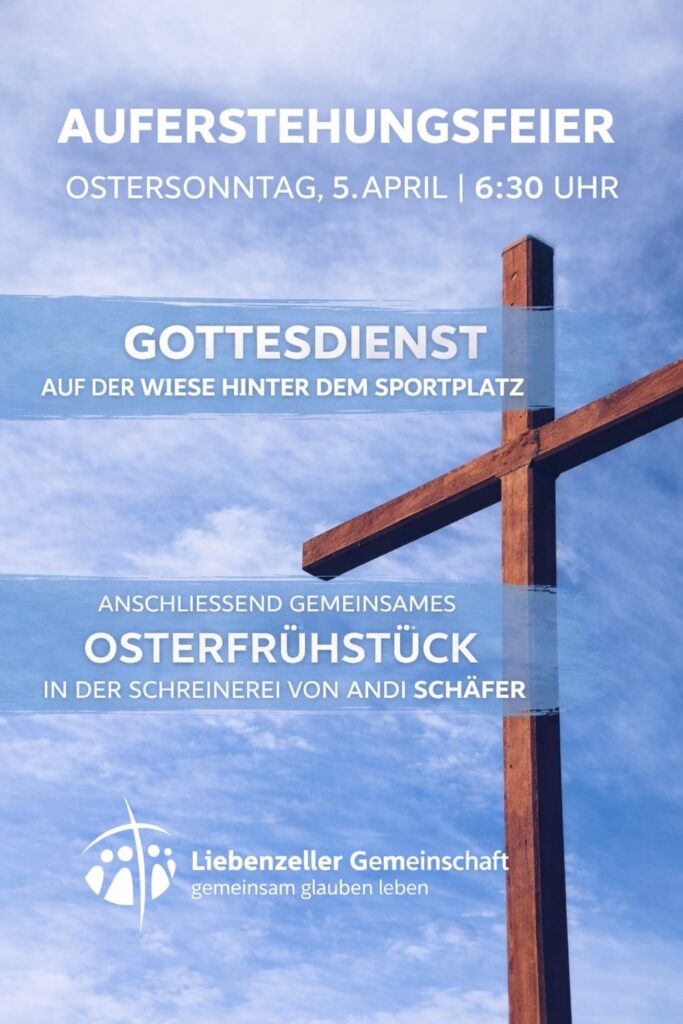 Das Bild zeigt ein Holzkreuz vor einem leicht bewölktem Himmel und Text.